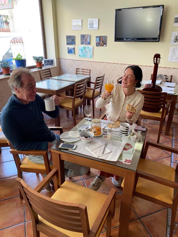 Hostal Palomares سالوبرينيا المظهر الخارجي الصورة