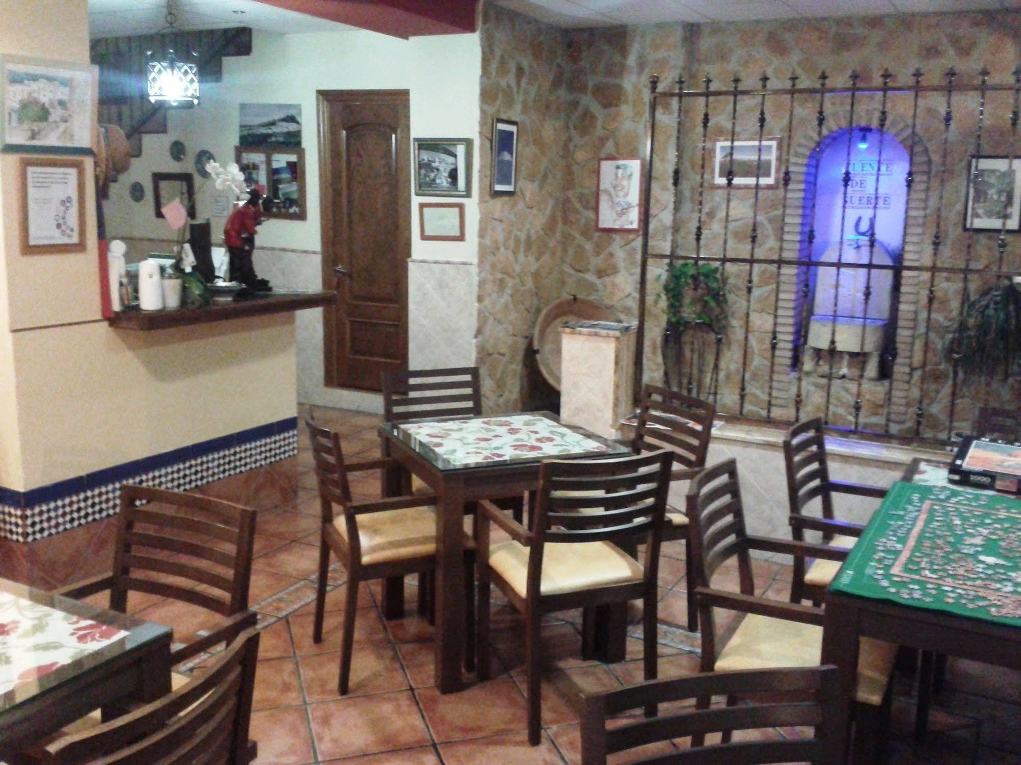 Hostal Palomares سالوبرينيا المظهر الخارجي الصورة